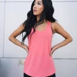 Zyia twist tank - coral pink